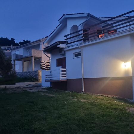 Apartmani Rab - Adrijana & Aleksandra Banjol Zewnętrze zdjęcie
