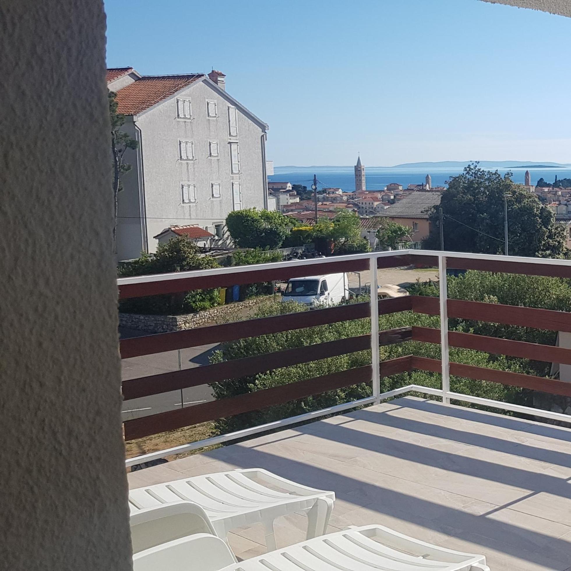 Apartmani Rab - Adrijana & Aleksandra Banjol Zewnętrze zdjęcie